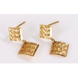 Pair of 18 carat gold earrings, 2.1 grams