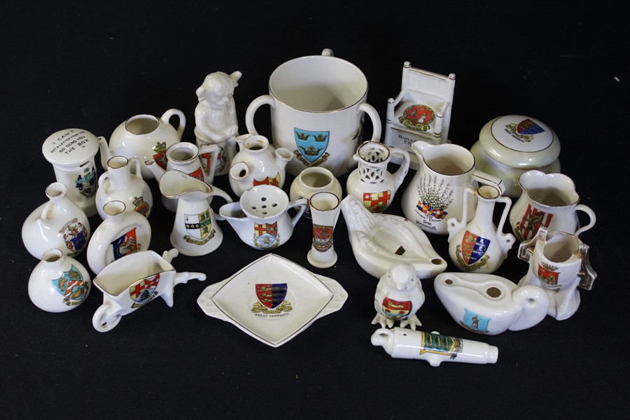 Collection of crested china, to include Goss, Victoria, Shelley etc. (qty)