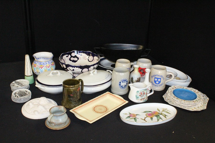 Quantity of mixed ceramics, dishes, plates, stoneware tankards, etc, (Qty)