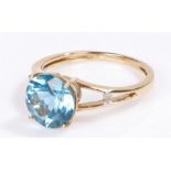 9 carat gold ring, set with a blue stone, 2.4 grams, ring size O