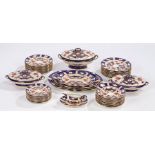 Extensive T.L.L. imari pattern dinner service, consisting of four graduated meat plates, large