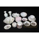 Collection of porcelain, to include Wedgwood, Worcester, etc, (qty)