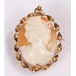 9 carat gold cameo brooch/pendant