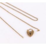 9 carat gold chain, 2,9 grams, together with a 9 carat gold padlock clasp, 0.7 grams