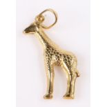 9 carat gold pendant, in the form of a giraffe