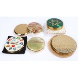 Collection of powder compacts, to include a Stratton, a Vouge, Stratton airlines, and others, (6)