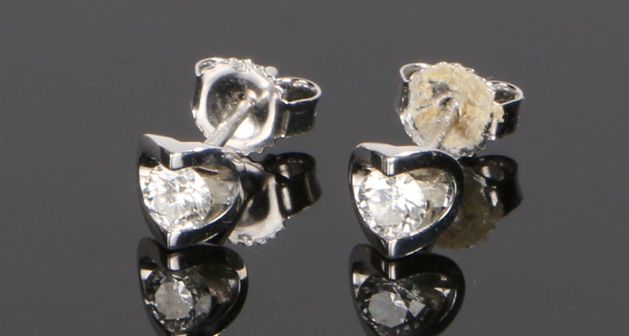 Pair of diamond set ear studs, the round cut diamonds at 0.20 carat each set to 9 carat gold white - Image 2 of 2