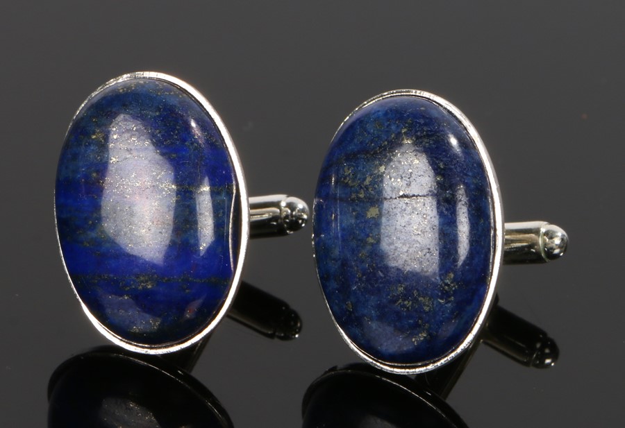 Pair of lapiz lazuli cufflinks, with cabochon cut lapis lazuli heads, 27mm long