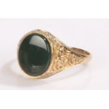 9 carat gold and green onyx signet ring, ring size Q