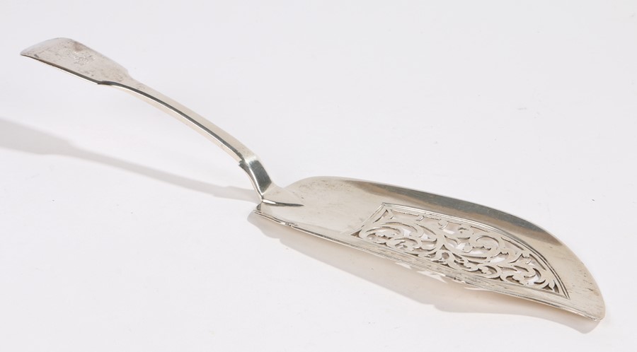 Victorian silver fish slice, London 1853, maker Samuel Hayne & Dudley Cater, with pierced scroll