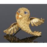 Kern Paris French gold brooch, in the form of a swooping bird with sapphires to the eyes, signed