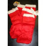 Seven Christmas stockings, in red and white (7)