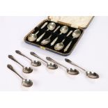 Set of six George V silver teaspoons, Sheffield 1929, maker John Henry Potter, with stylised foliate