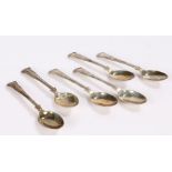 Set of six George V silver teaspoons, Sheffield 1919 and 1922, maker Joseph Rodgers & Sons, with