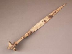 Antikes Kurzschwert - China, wohl Westliche Zhou-Dynastie (ca.1000 v.Chr.), Ausgrabung,spitz