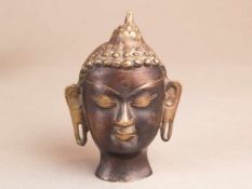 Buddhakopf - wohl Thailand, Bronze, braun patiniert, vollplastischer Kopf Buddhas mit Punktlocken