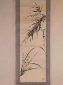 Rollbild - China 20.Jh., Tusche und Farben auf Papier, Bambus und Orchideen, nach Chen Peiqiu (