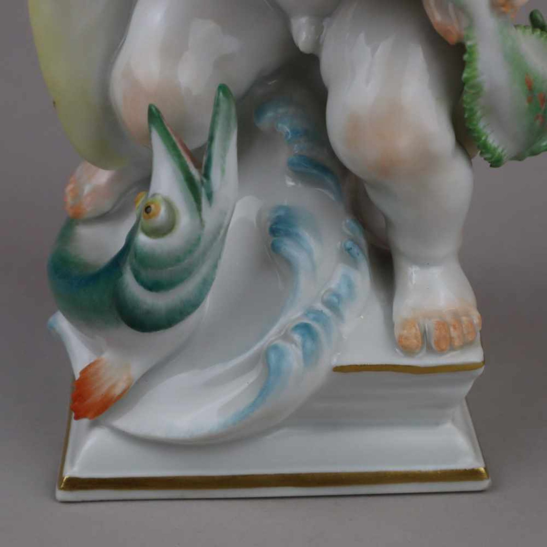 Porzellanfigur "Tierkreiszeichen Fisch" - Meissen, unterglasurblaue Schwertermarke, Modell - Bild 9 aus 16