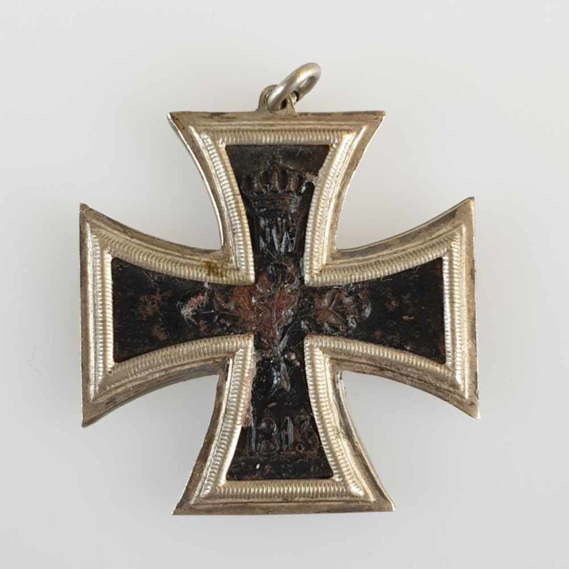 Eisernes Kreuz - Preußen, 1870/71, 2. Klasse, geschwärzter Eisenkern, Silberzarge,av. mittig auf dem