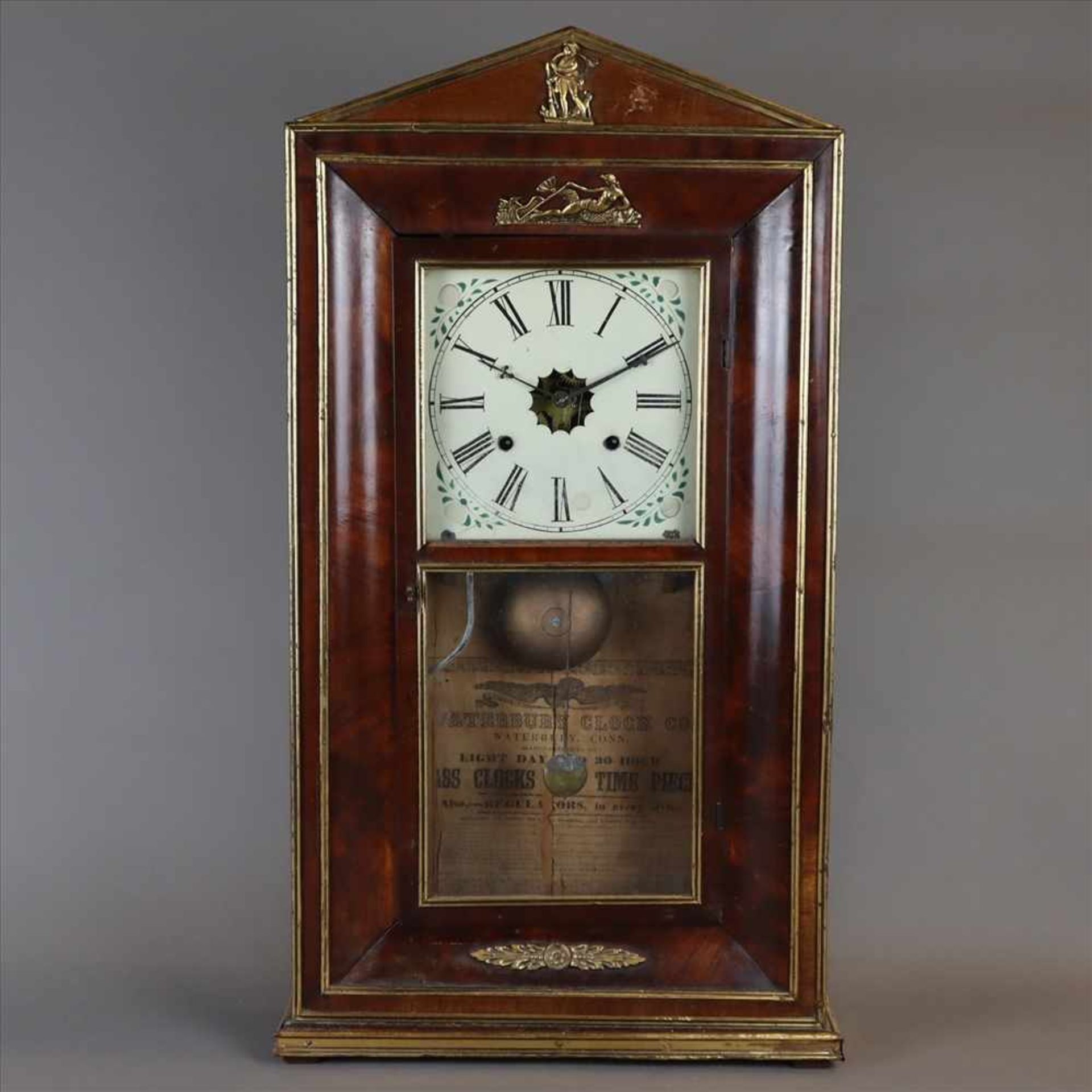 Wandregulator - Waterbury Clock Co., USA, Holzgehäuse mit Messingapplikationen, verglastes