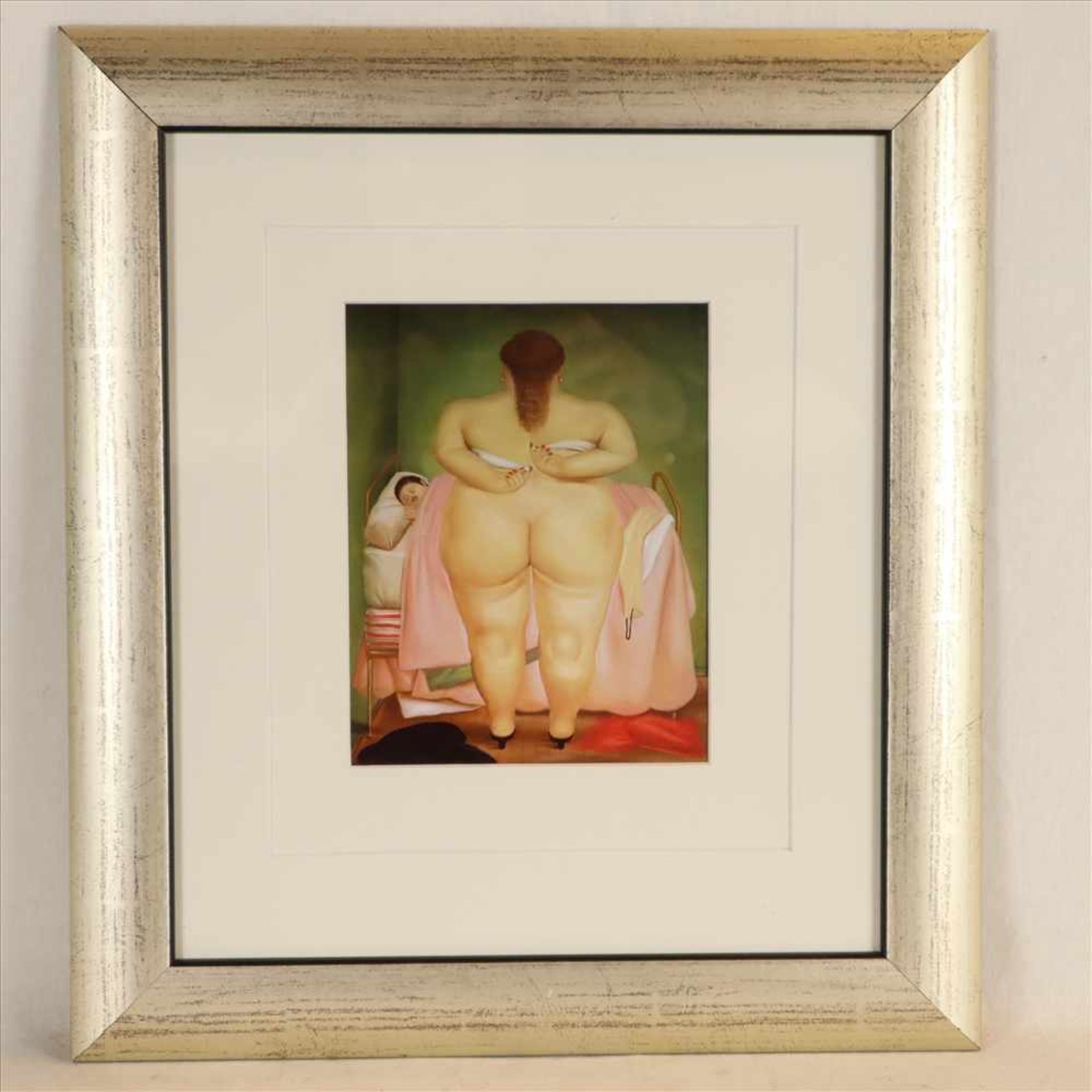Botero, Fernando (*1932 Medellín) - "Frau den Büstenhalter anziehend", 1976, Farboffsetdruck, mit PP - Bild 2 aus 2