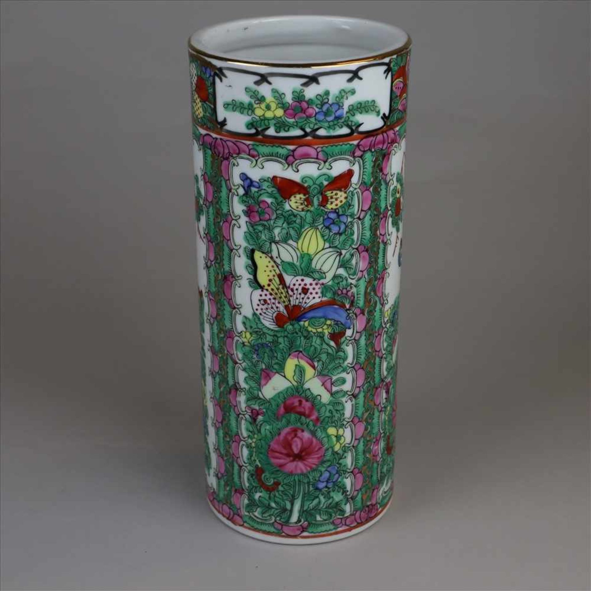 "Rose Medaillon"-Hutständer und -Schale - Porzellan, China 20.Jh., charakteristischer floraler Dekor - Bild 7 aus 11