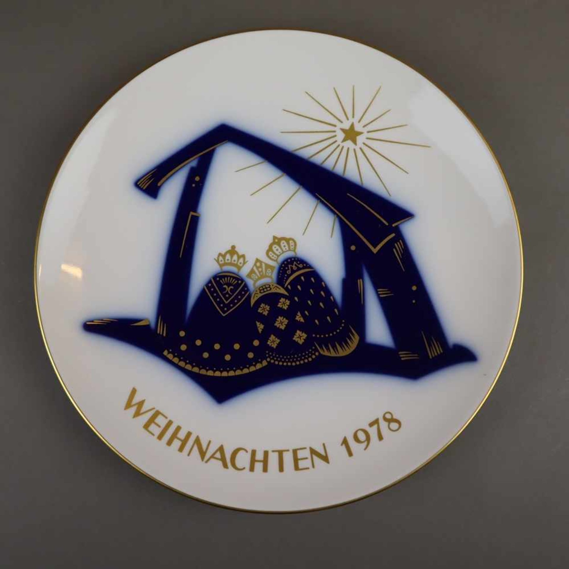 6 Weihnachtsteller - KPM Berlin, Jahrgänge 1973, 1976 - 1979, 1981, unterschiedliche Dekore in - Bild 6 aus 9