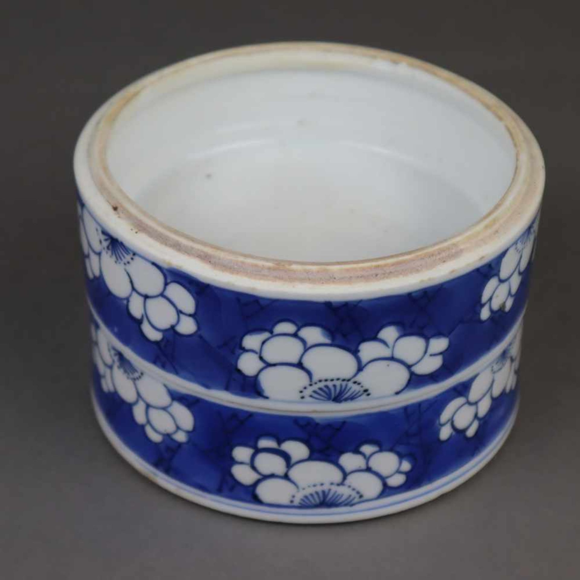 Stapeldose - China, Porzellan, unterglasurblauer Blumendekor, vier ineinander gestapelte Schalen mit - Bild 4 aus 6