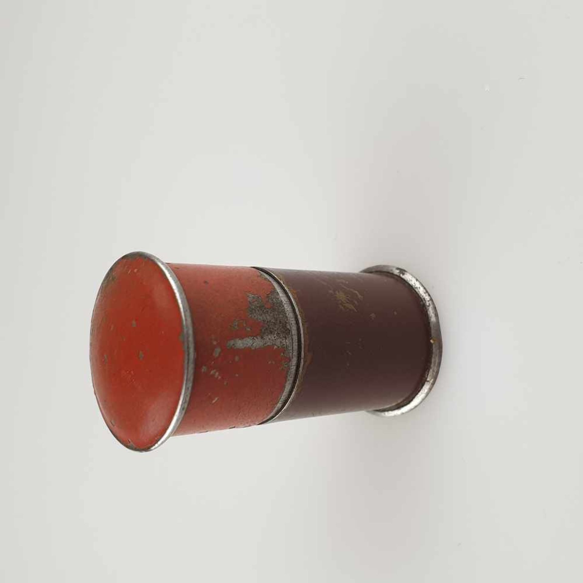 Standfeuerzeug mit Feuerstein - Metall, farbig gefasst, zylindrischer Korpus, Entwurf wohl - Bild 4 aus 5
