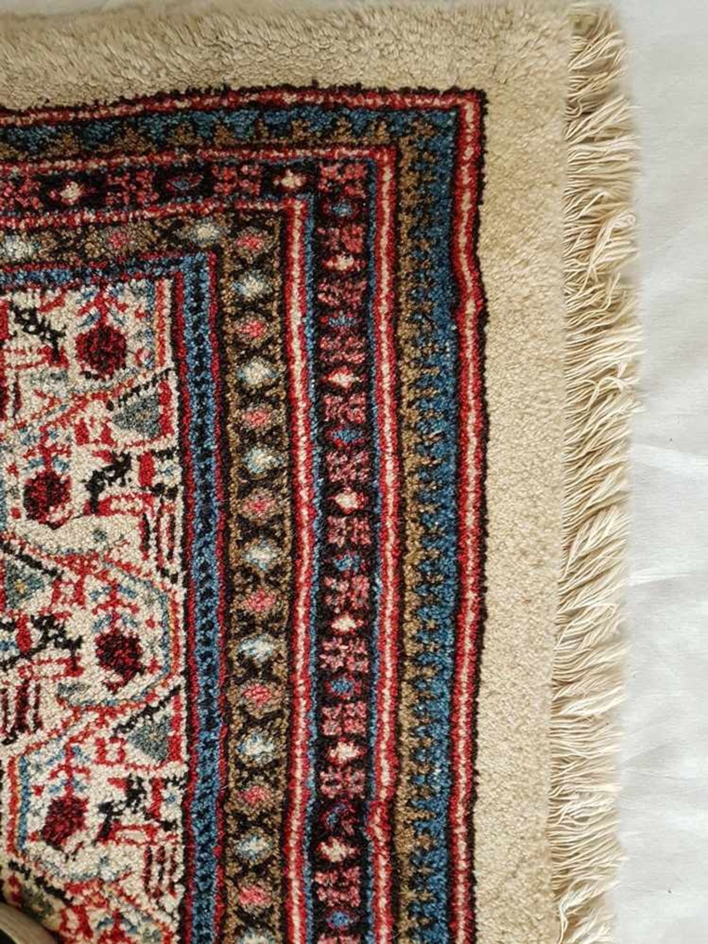 Orientteppich - Bidjar, Wolle, weißgrundig, ornamentales Muster, diverse Mehrfachborten, - Bild 5 aus 6