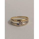 9 CARAT GOLD 2 TONE DIAMOND SOLITAIRE RING