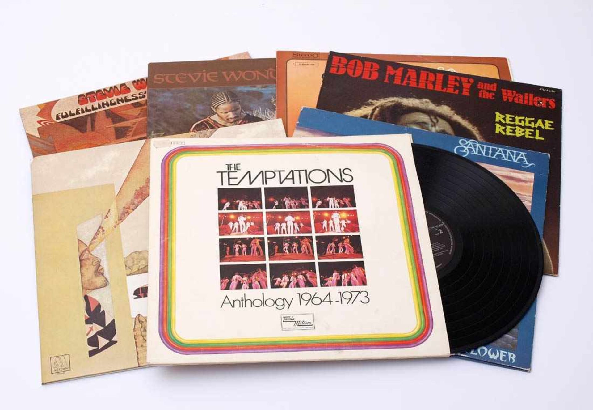 Konvolut Schallplatten, 70er JahreThe Temptations, Anthology 1964-73; Santana, Moonflower; Stevie