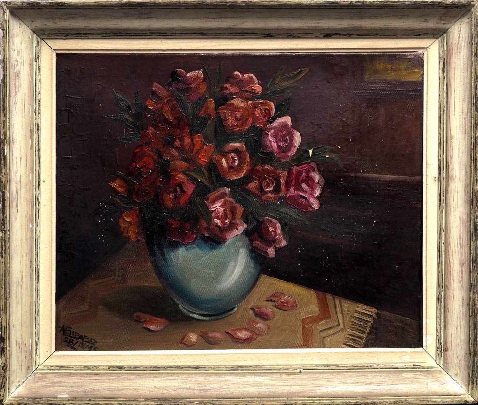 Girard, A., 1945Prächtiger Rosenstrauß in blauer Vase vor changierendem Hintergrund. Öl/Lwd.,