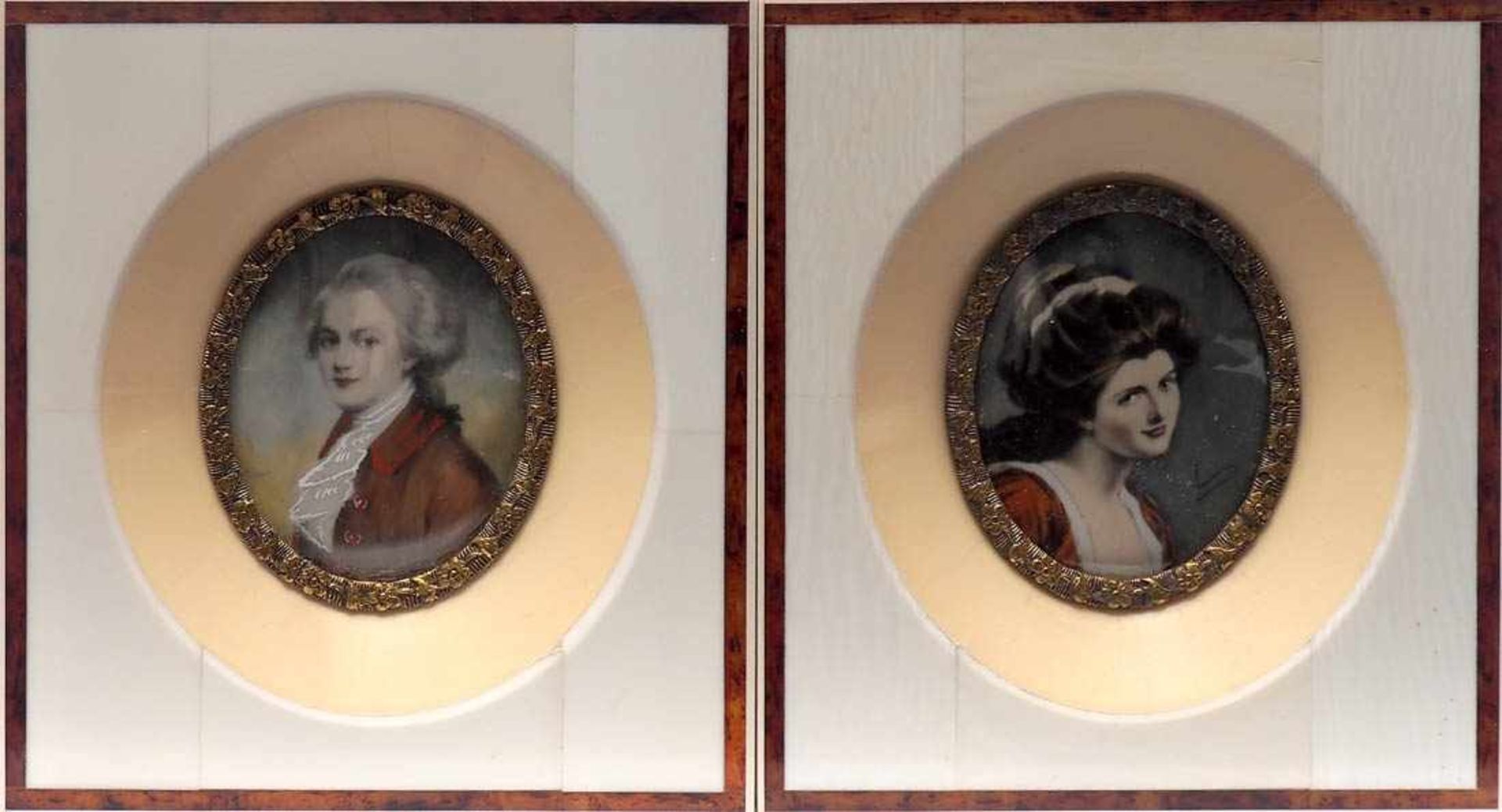 Zwei MiniaturenMozart bzw. Lady Hamilton. Rahmen aus Elfenbein (?). 10x9cm.