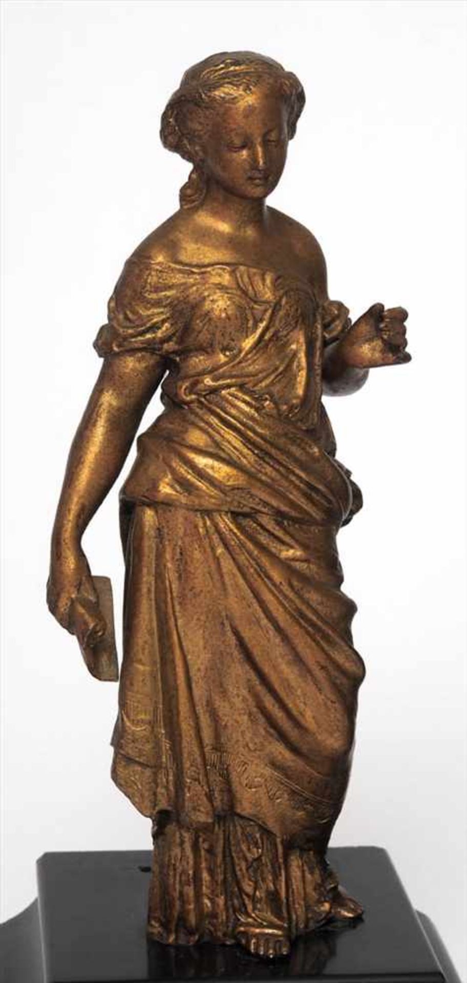Kaminuhr, Frankreich, 2. Hälfte 19.Jhdt.Auf vier Bronzefüßen gegliederter, rechteckiger Korpus mit - Bild 2 aus 6