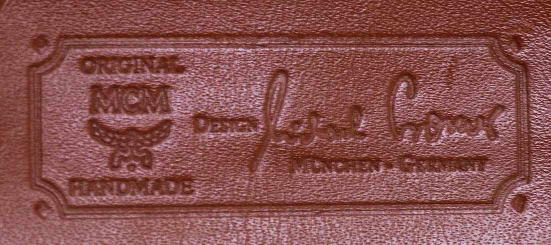 Reise- und Dokumententasche, MCM, MünchenCognacfarbenes Glattleder mit Logo-Druck. Seitliche - Image 4 of 7