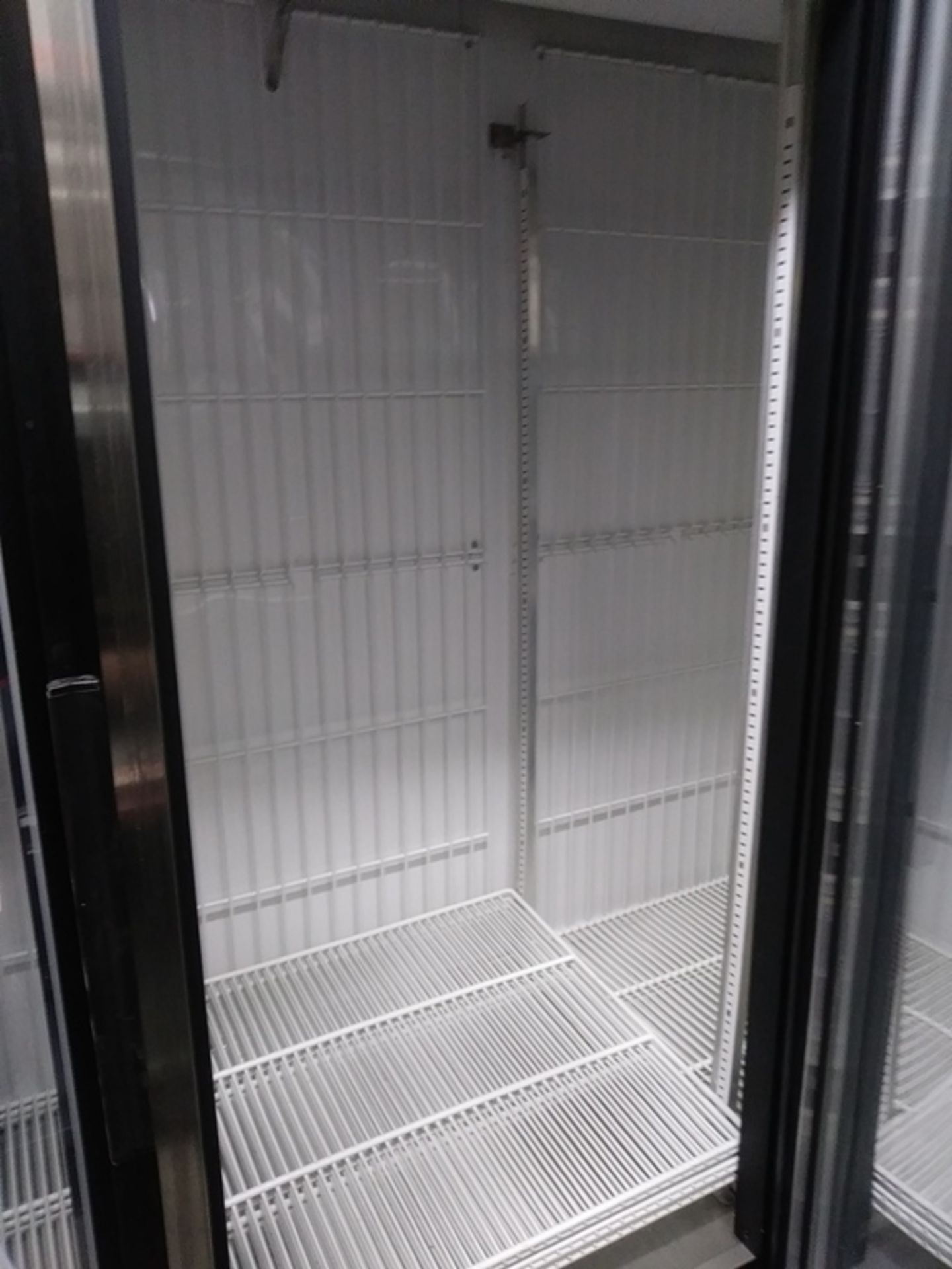 TRUE 3 DOOR FREEZER (GDM-72F) (78"L X 30"D X 79"H) - Image 5 of 6