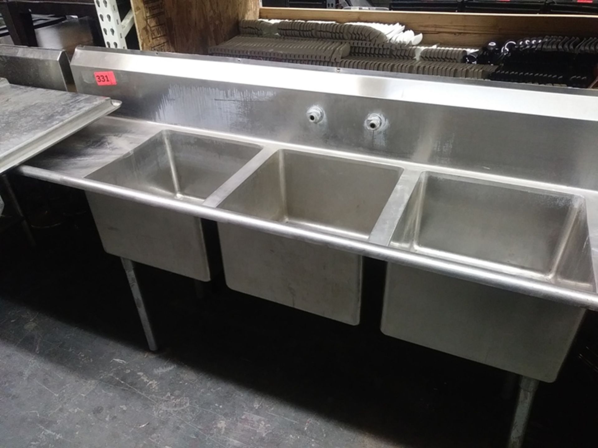 3 COMPARTMENT STAINLESS STEEL SINK (size: 94" L X 25" D X 44.5" H) - Image 2 of 4