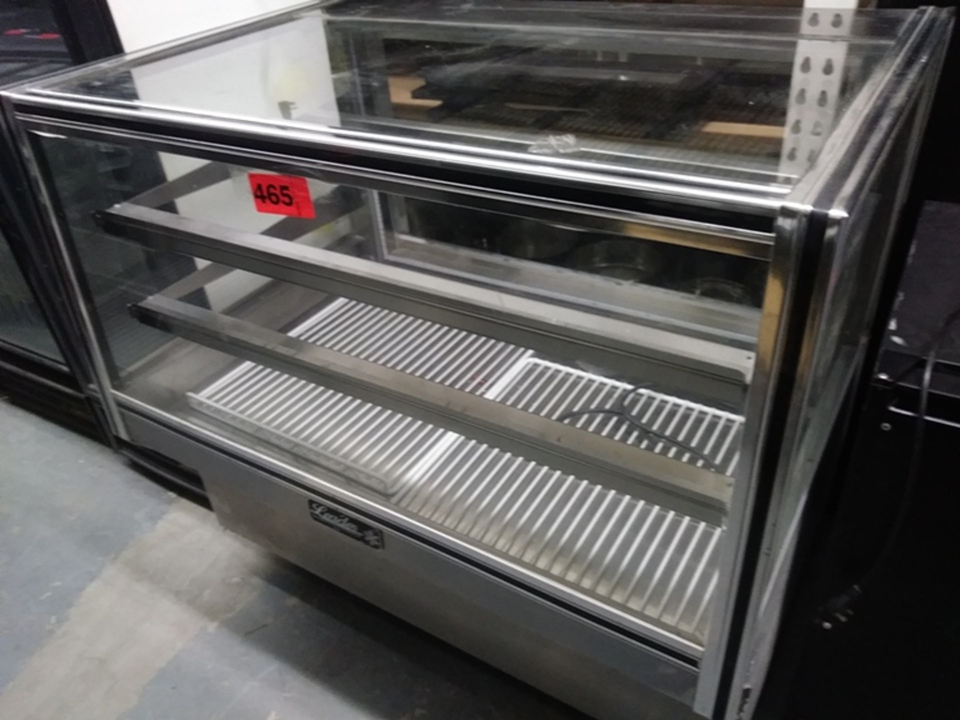 5 FT GLASS DELI CASE