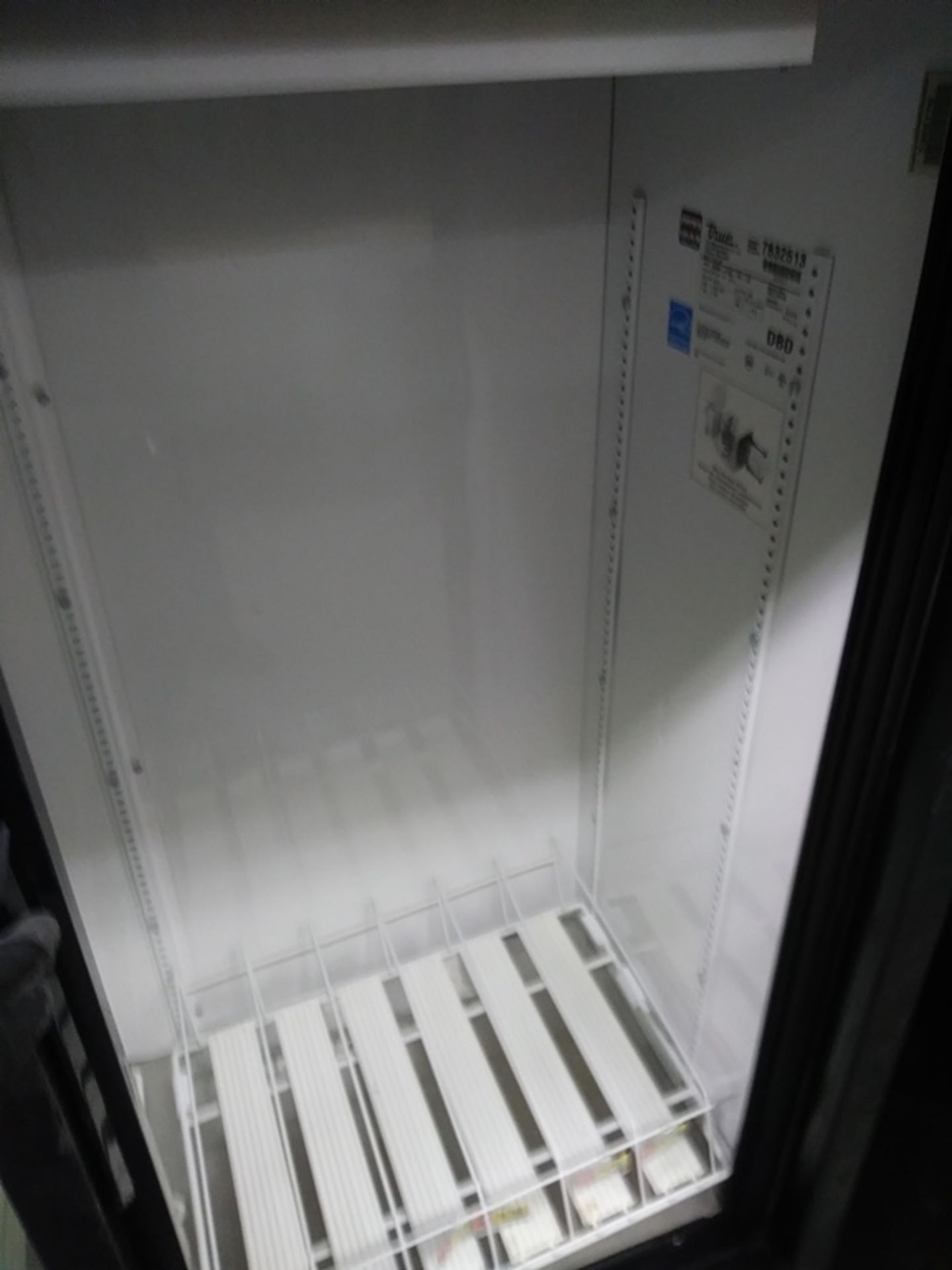 TRUE 2 DOOR BEVERAGE COOLER (GDM-41SL-60-LD) (47"W X 21"D X 60"H) - Image 3 of 4