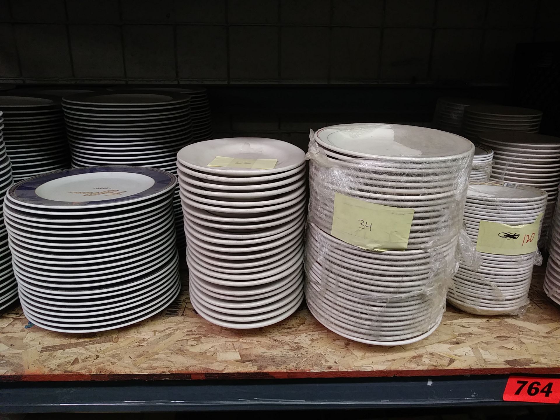 CONTENTS OF ENTIRE SHELF - (MISC DISHES) INCLUDES:, 8" BOWLS, 11" OVAL PLATTERS, 5" PLATES / SAUCERS - Image 2 of 8