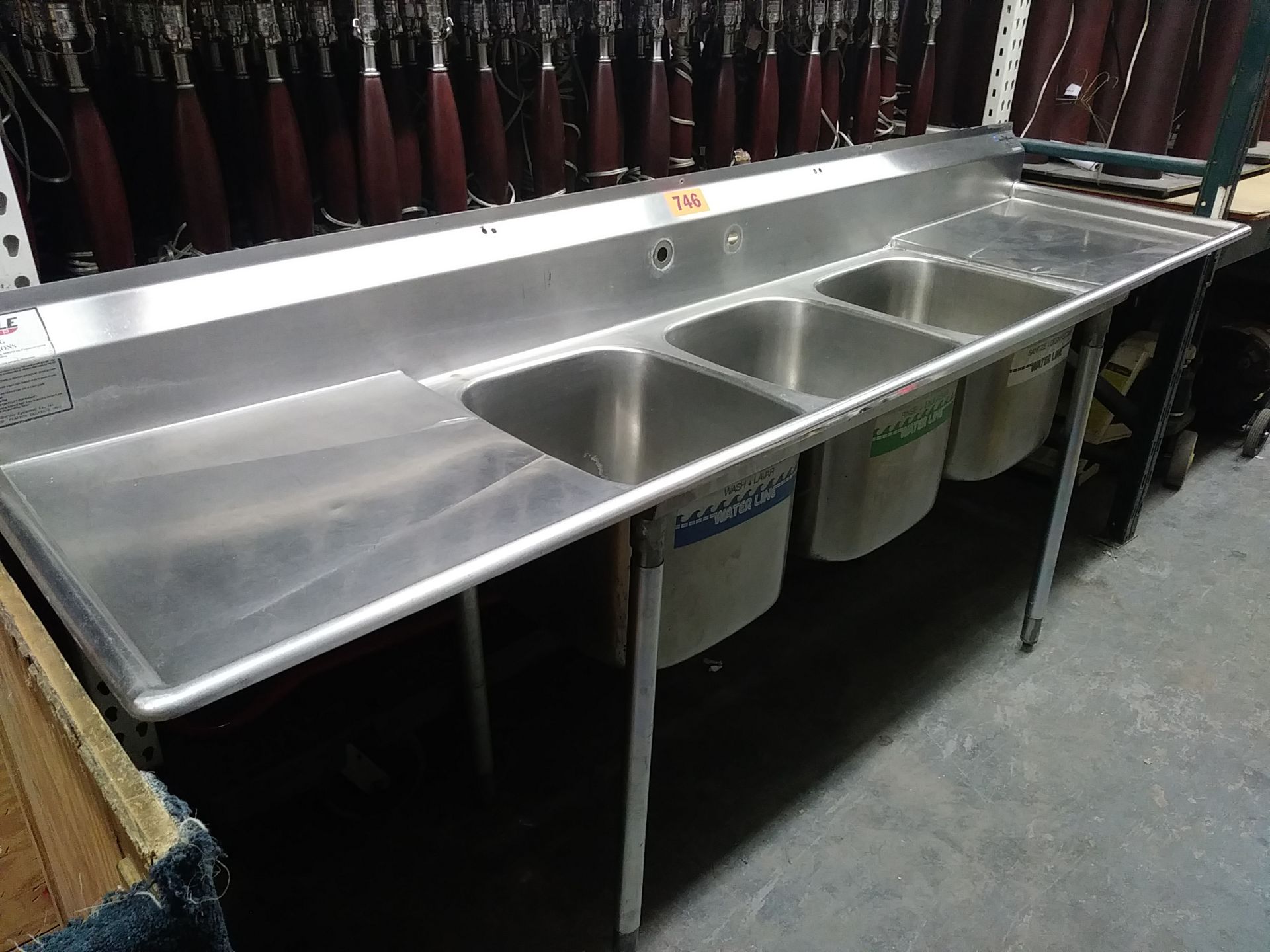 STAINLESS STEEL 3 COMPARTMENT SINK 102" LENGTH X 25" DEPTH X 37" COUNTER HEIGHT - Image 2 of 3