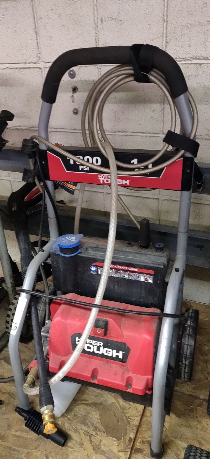 HYPER TOUGH 1800 PSI PRESSURE WASHER - Image 2 of 3