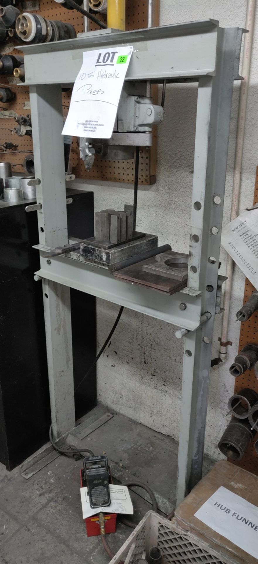 10 TON HYDRAULIC PRESS - Image 4 of 4