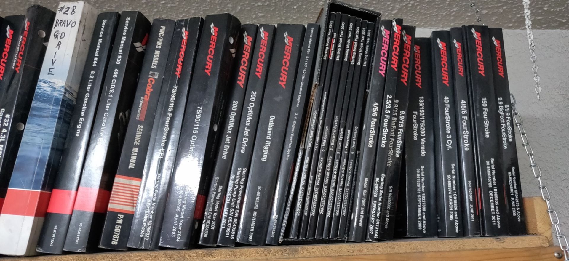 MISC OUTBOARD MOTOR MANUALS (APPROX OVER 100)