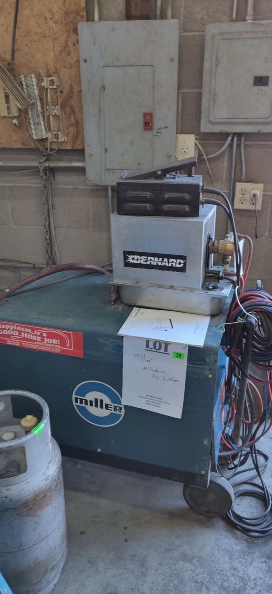 MILLER ELECTRIC ARC WELDER - Image 4 of 4