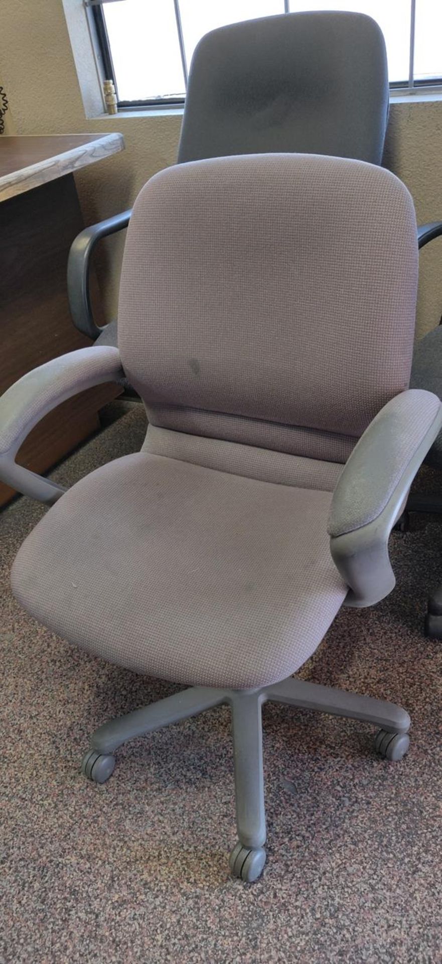 OFFICE CHAIRS W/ ARM REST (QUANTITY X YOUR BID) - Image 10 of 11