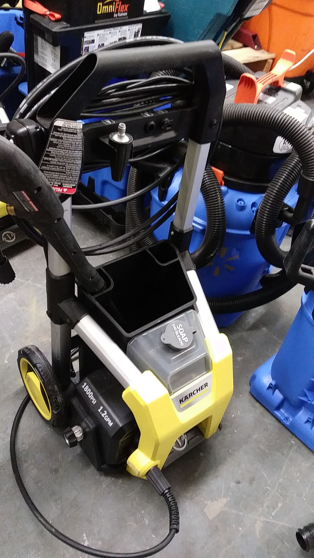 KARCHER 1800 PSI PRESSURE WASHER