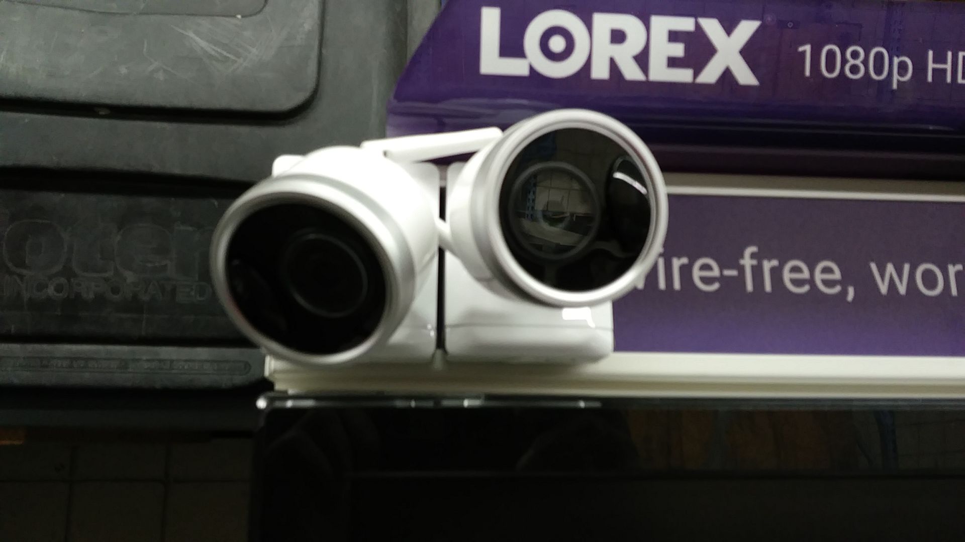 LOREX 1080P HD WIFI SECURITY CAMERA SYSTEM - Image 2 of 7