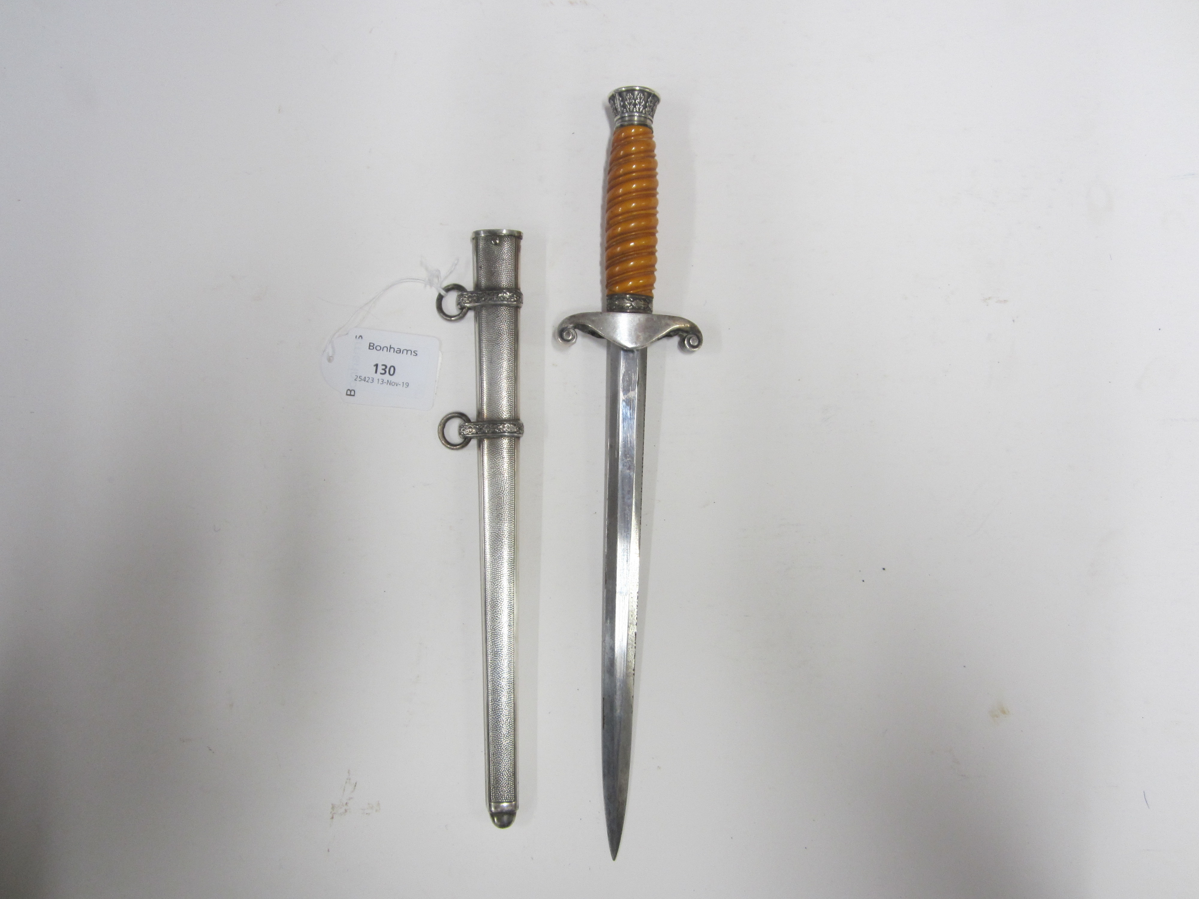 A German Army 1935 pattern dagger, - Image 2 of 2